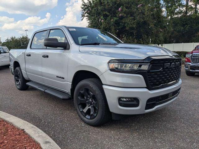 2026 RAM Ram 1500 RAM 1500 EXPRESS CREW CAB 4X4 57 BOX