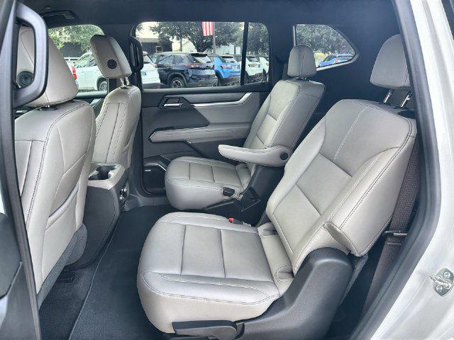 2026 GMC Acadia Elevation - Photo 24