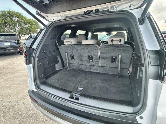 2026 GMC Acadia Elevation - Photo 25