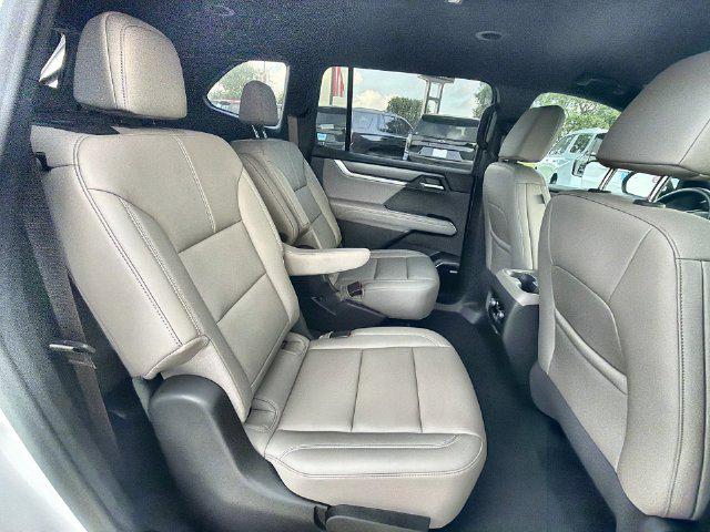 2026 GMC Acadia Elevation - Photo 26