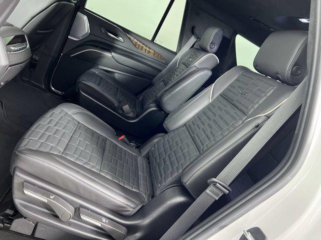 2024 Cadillac Escalade 4WD Sport Platinum