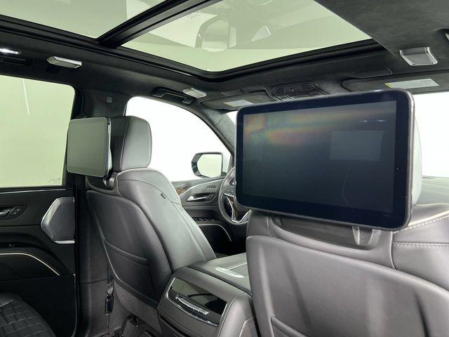 2024 Cadillac Escalade 4WD Sport Platinum