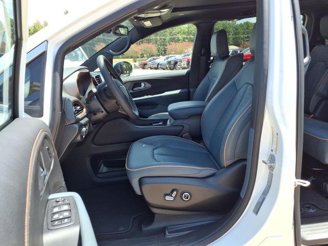 2027 Chrysler Pacifica Pinnacle
