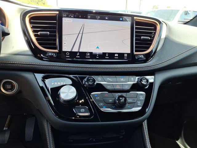 2027 Chrysler Pacifica Pinnacle