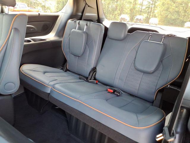2027 Chrysler Pacifica Pinnacle