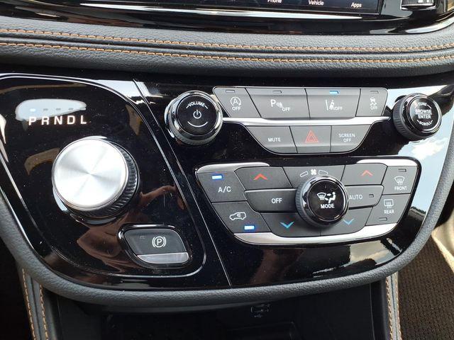 2027 Chrysler Pacifica Pinnacle