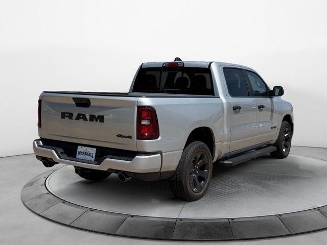 2026 RAM Ram 1500 RAM 1500 EXPRESS CREW CAB 4X4 57 BOX