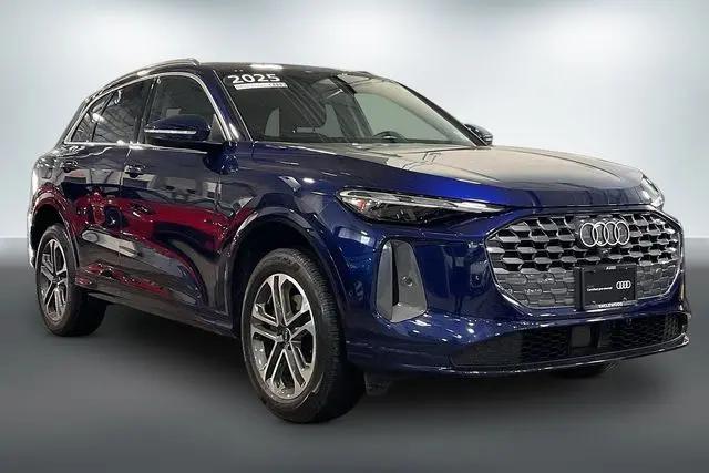 2025 Audi Q5 Premium TFSI quattro S tronic for sale in Englewood, NJ
