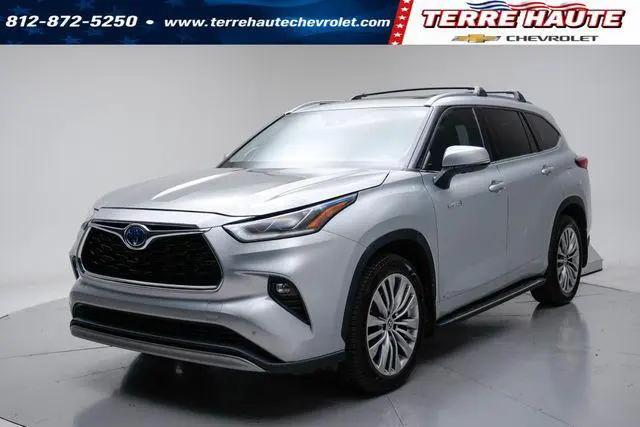 2021 Toyota Highlander Hybrid Platinum for sale in Terre Haute, IN