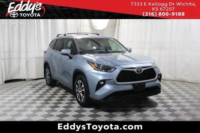 2022 Toyota Highlander XLE for sale in Wichita, KS