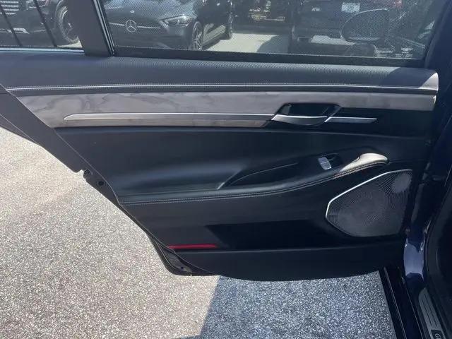 2021 Genesis G90 3.3T Premium RWD