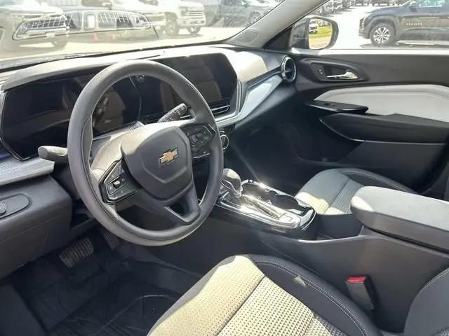 2026 Chevrolet Trax FWD LT