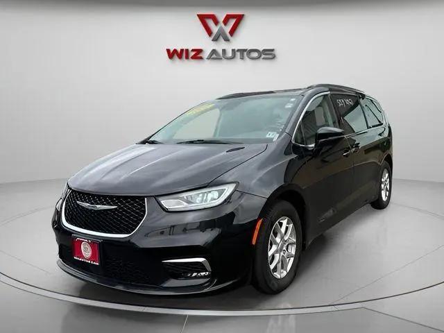 2022 Chrysler Pacifica Touring L for sale in Stratford, CT