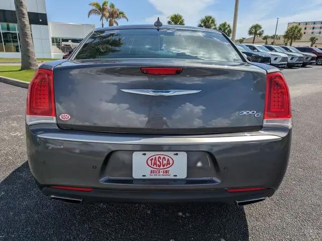 2018 Chrysler 300 300C