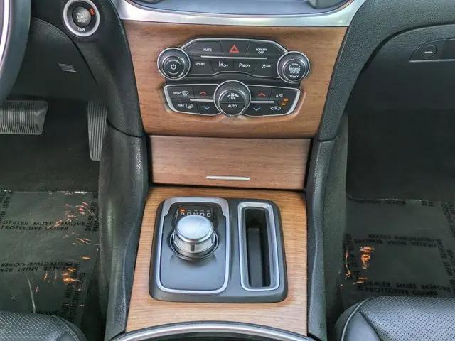 2018 Chrysler 300 300C
