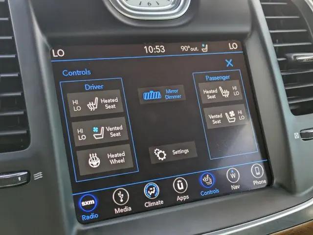 2018 Chrysler 300 300C