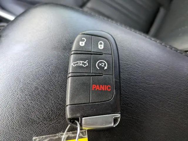 2018 Chrysler 300 300C