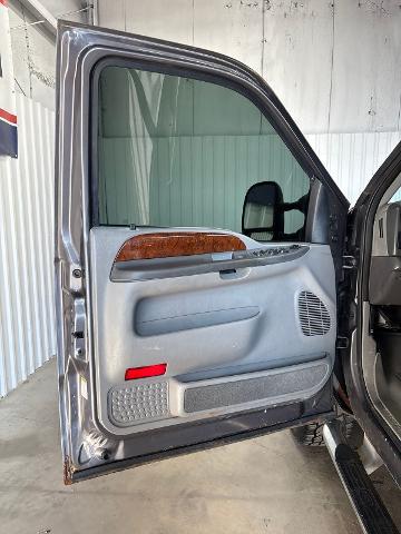 2003 Ford F-250 Lariat
