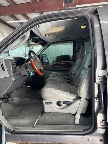 2003 Ford F-250 Lariat
