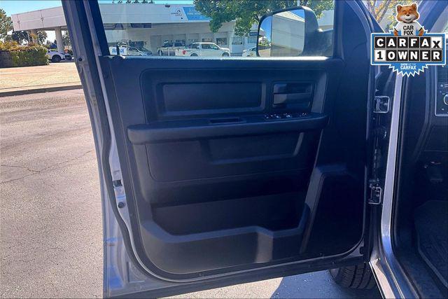 2024 Ram 1500 Classic Tradesman Crew Cab 4x4 57 Box