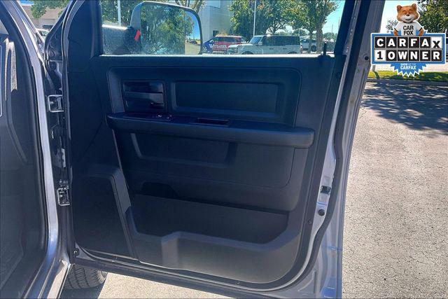 2024 Ram 1500 Classic Tradesman Crew Cab 4x4 57 Box
