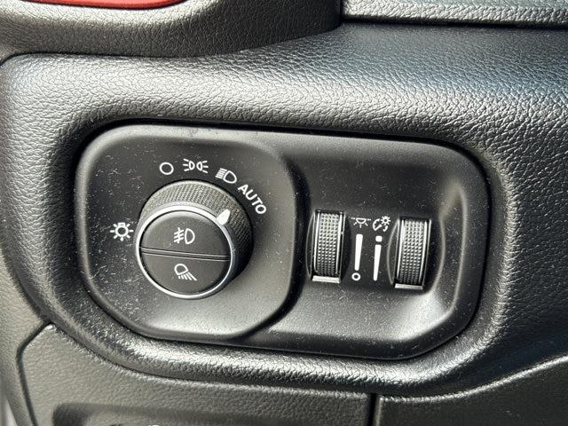 2019 Ram 1500 Rebel Crew Cab 4x4 57 Box