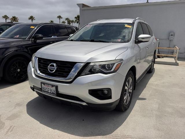 2018 Nissan Pathfinder SV