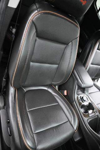2021 GMC Acadia AWD AT4
