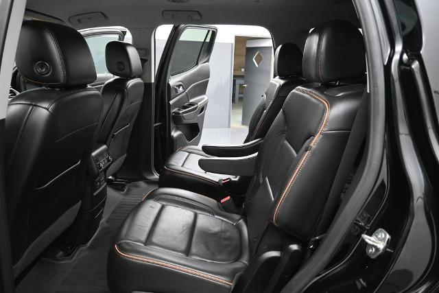 2021 GMC Acadia AWD AT4