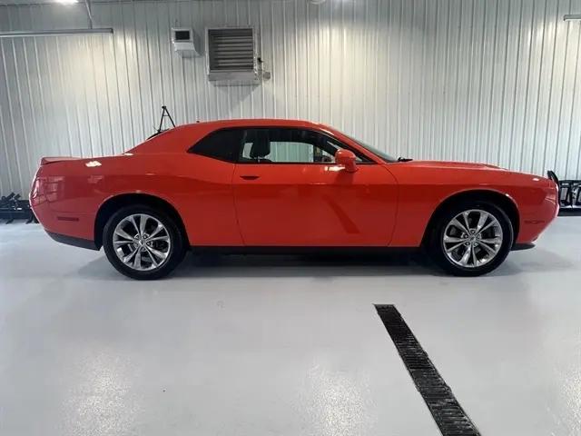 2020 Dodge Challenger SXT AWD