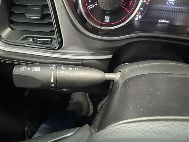2020 Dodge Challenger SXT AWD