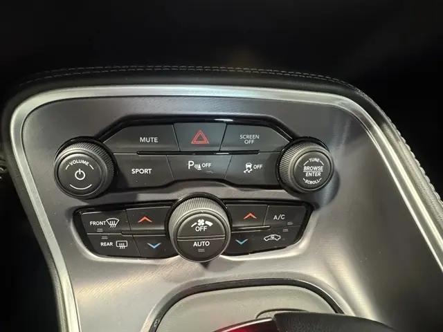 2020 Dodge Challenger SXT AWD