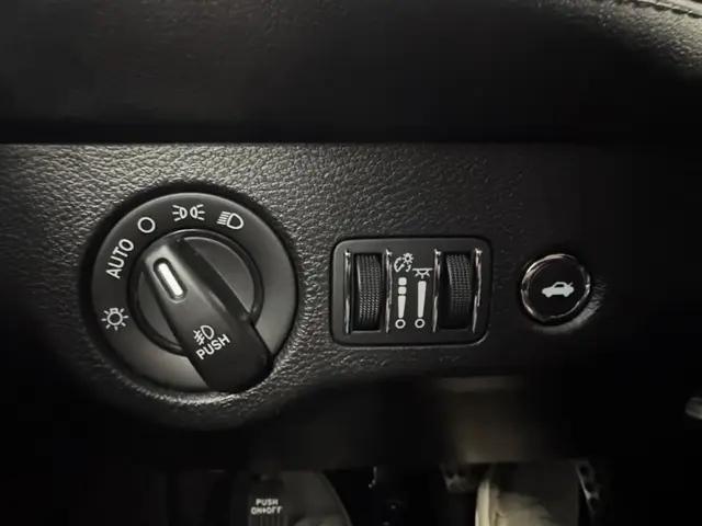 2020 Dodge Challenger SXT AWD