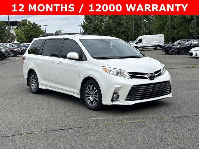 2018 Toyota Sienna XLE 8 Passenger