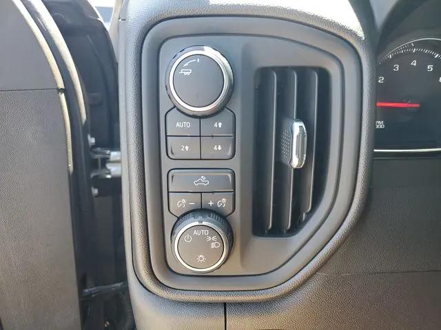 2021 Chevrolet Silverado 1500 4WD Crew Cab Short Bed Custom Trail Boss