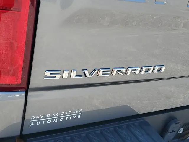 2021 Chevrolet Silverado 1500 4WD Crew Cab Short Bed Custom Trail Boss