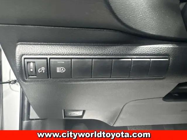 2025 Toyota Corolla XSE