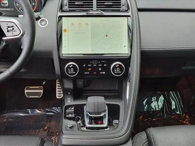 2024 Jaguar E-PACE R-Dynamic SE P250 AWD Automatic