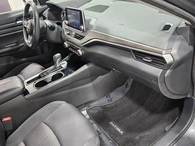 2024 Nissan Altima SV FWD