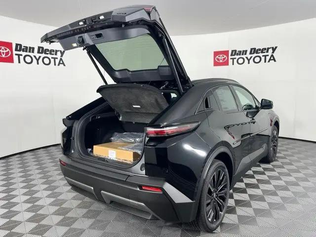 2026 Toyota C-HR XSE