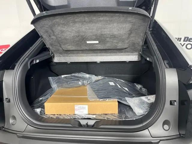 2026 Toyota C-HR XSE