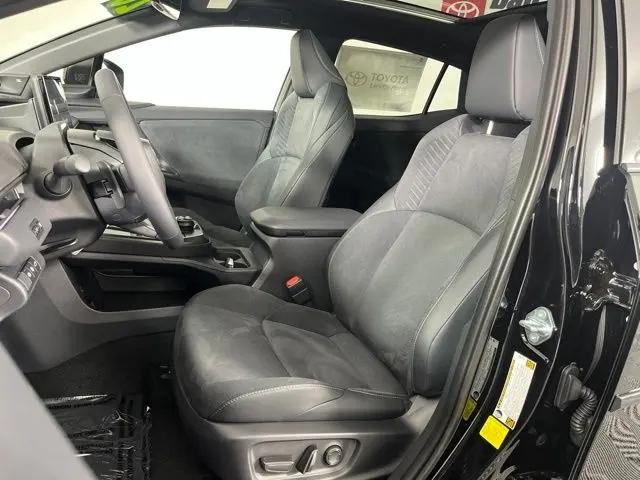 2026 Toyota C-HR XSE