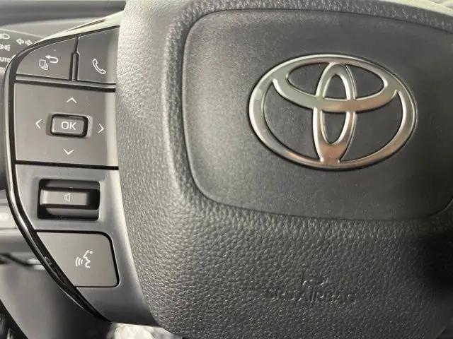2026 Toyota C-HR XSE