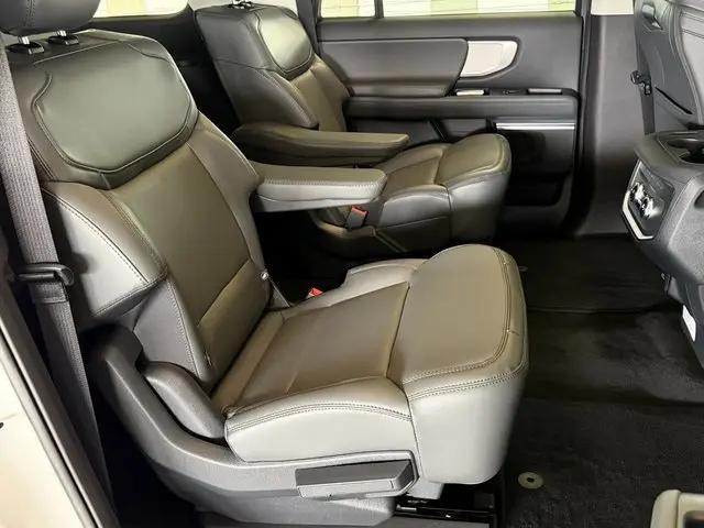 2026 Ford Expedition Max Active MAX