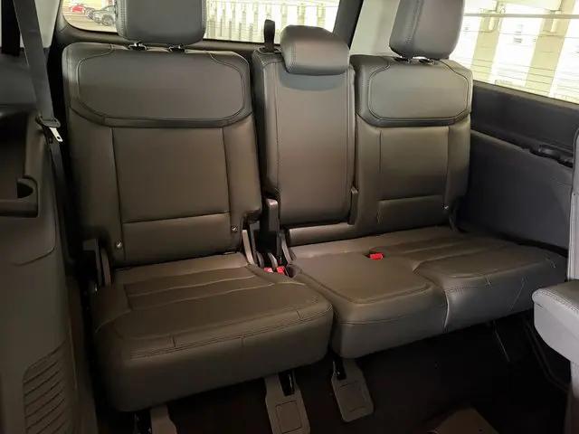 2026 Ford Expedition Max Active MAX