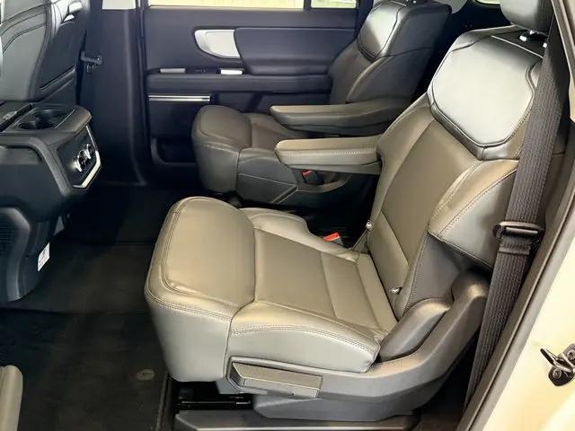 2026 Ford Expedition Max Active MAX