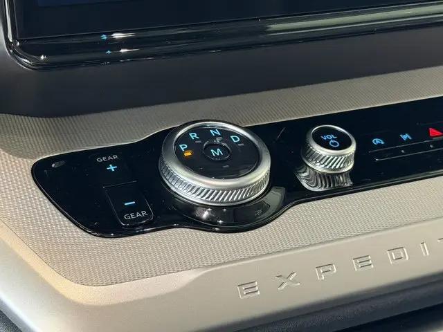 2026 Ford Expedition Max Active MAX