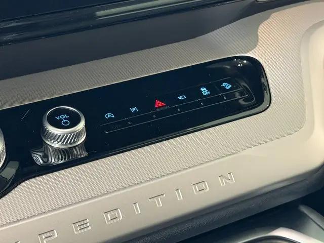 2026 Ford Expedition Max Active MAX