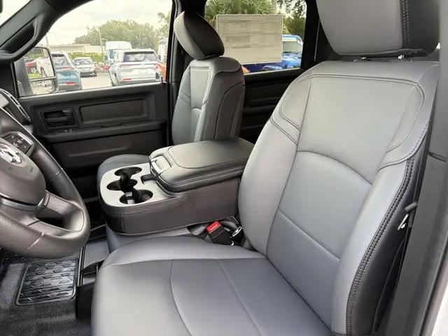 2026 Ram 3500 Tradesman/Big Horn