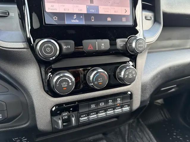 2026 Ram 3500 Tradesman/Big Horn